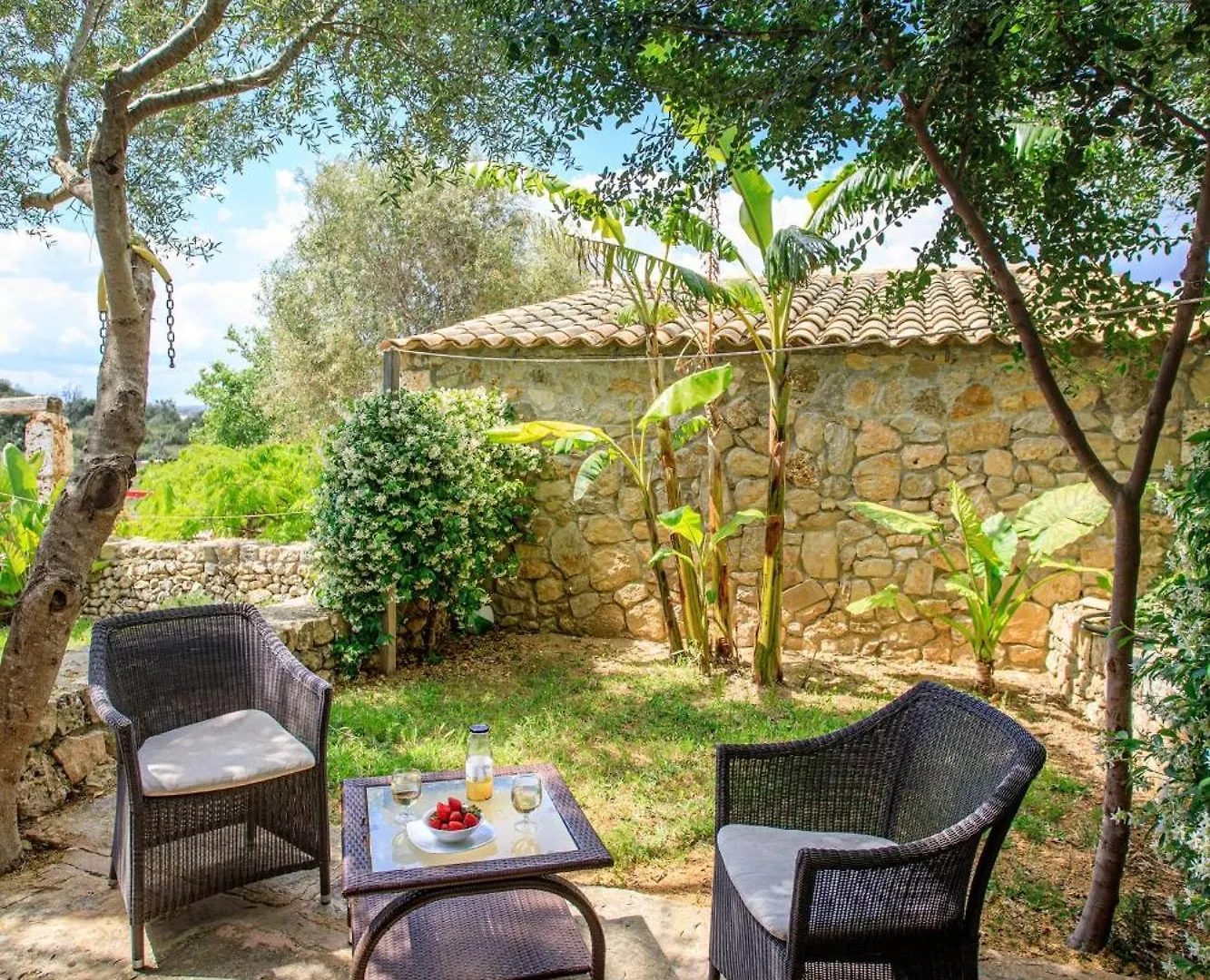 Agroturisme Es Raco De Maria Maria De La Salut Hotel